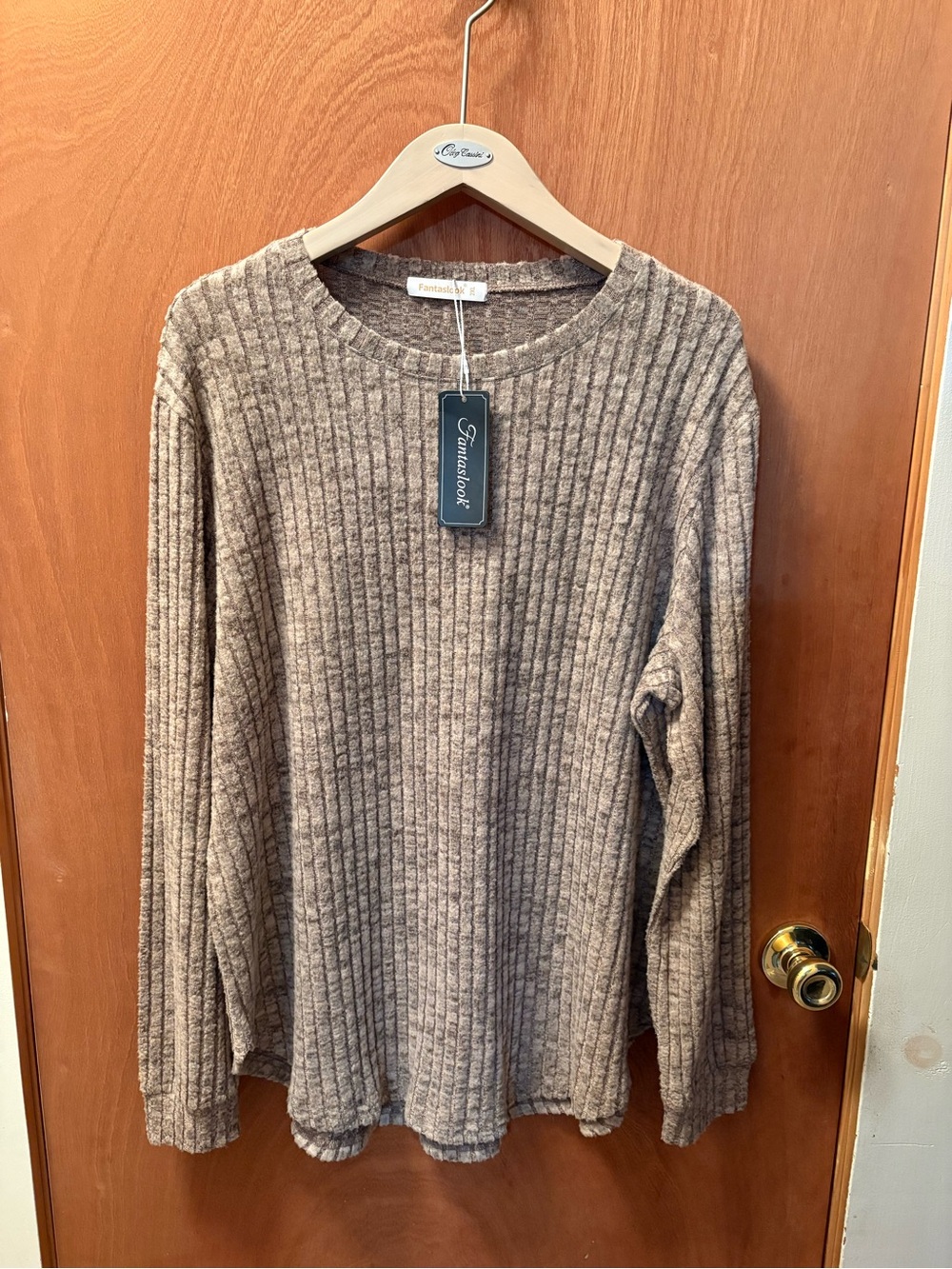 Women's Ribbed Crewneck Sweater - Taupe